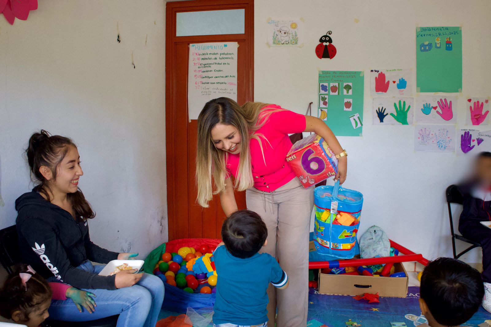 Dayana Pérez Mendoza fortalece la educación inicial en Santa Ana