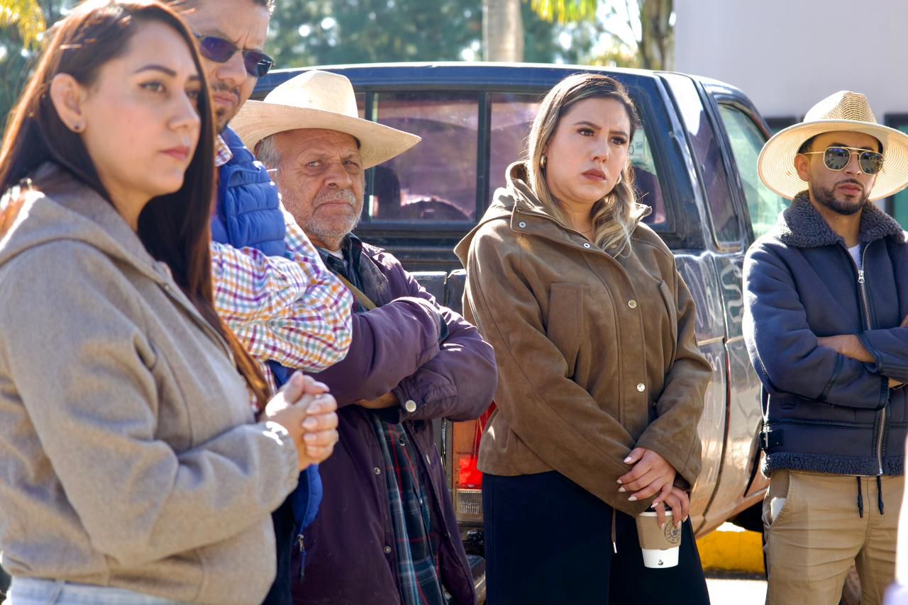 Damos seguimiento a la obra de la carretera Cuitzitán–Ixtaro en Salvador Escalante: Dayana Pérez